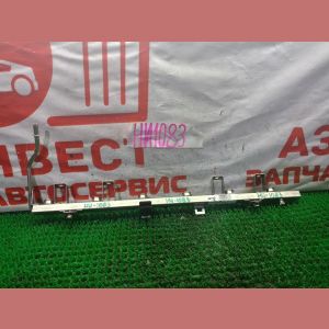 Топливная рейка BMW 525i E39 M54B25 5HP19 2001 НИ1083