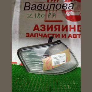 Габарит правый Nissan AD VFY11 QG15DE RE4F03B FQ38 2005 Z180