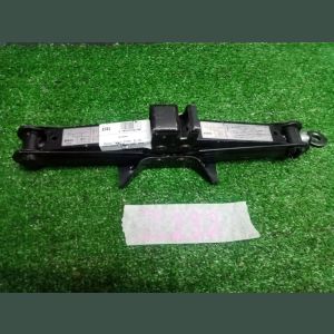 Домкрат Mazda Demio DY3W ZJ-VE FNF119090A 2002 Z232