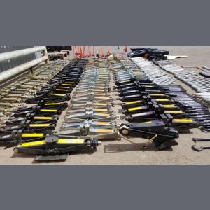 Домкрат BMW 325i E46 M54 B25 A5S 325Z 2004 Г352