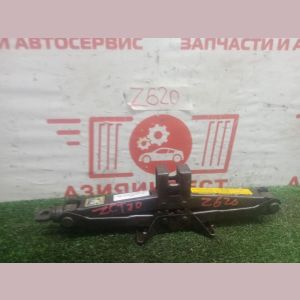 Домкрат Toyota Opa ZCT10 1ZZ-FE U341E -02A 2000 Z620