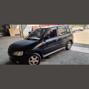 Габарит левый Mazda Demio DW5W B5-E F5D217111A 1999 Z726