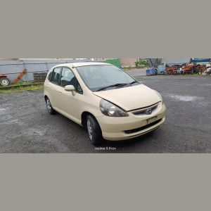 Зеркало боковое левое Honda Fit GD1 L13A SWRA 2004 Z664