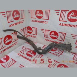 Заливная горловина бензобака 456