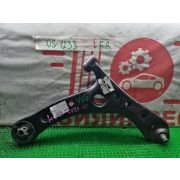 Рычаг передний нижний правый Toyota Noah AZR60G 1AZ-FSE K111 -03A 2006 OS-1233