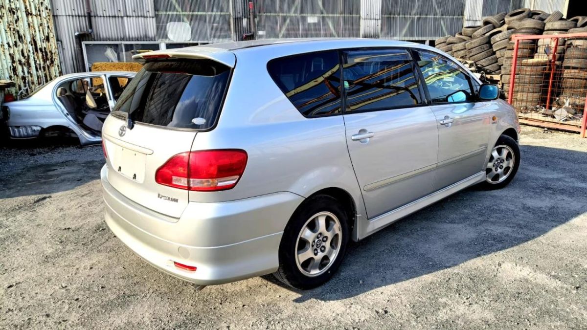 Капот Toyota Ipsum ACM21W 2AZ-FE U241E -02A 2002 N61 — купить в городе  Красноярск, цена, фото — АзияИнвест