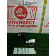 Моторчик омывателя Mazda Demio DW3W B3E FNC419090E 2002 V382