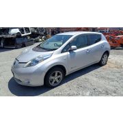 Защита радиатора пластиковая Nissan Leaf ZE0 EM61 RE1F61A GP79 2011 N883