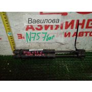 Амортизаторы крышки багажника комплект Nissan Primera TP12 QR20DE RE0F06A FP54 2003 N757