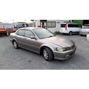 Решетка радиатора Honda Accord CF4 F20B MCJA 2000 N320