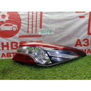 Фонарь стоп-сигнала правый Toyota Camry ASV70 2021 0021