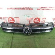 Решетка радиатора Volkswagen Touareg 7P5 2012 KC-0044