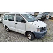 Бампер задний Toyota LiteAce Noah KR42V 7K-E A42D A04A 2004 Z78