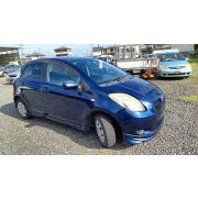 Капот Toyota Vitz KSP90 1KR-FE K410 -04A 2005 Z133