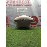 Подушка безопасности водителя Nissan Liberty RM12 QR20DE RE0F06A FP54 2003 Z216