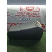 Бардачок между сидений Mitsubishi Airtrek CU2W 4G63 F4A42-1-JZB4 2003 Z215