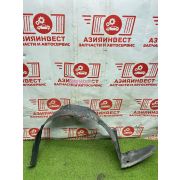 Подкрылок пластиковый передний правый Nissan Liberty RM12 SR20DE RE0F06A FP54 1999 Z226