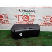 Бардачок между сидений Mitsubishi Airtrek CU2W 4G63 F4A42-1-JZB4 2003 Z159