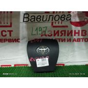 Подушка безопасности водителя Toyota Prius ZVW30 2ZR-FXE P410 -01A 2010 L197