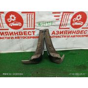 Брызговики передние комплект Toyota Corolla ZZE122 1ZZ-FE C52 -01A 2005 AU-2139