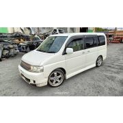 Капот Honda StepWGN RF3 K20A MSWA 2003 Z320