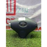 Подушка безопасности водителя Toyota Ist NCP65 1NZ-FE U340F -02A 2003 Z332