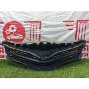 Решетка радиатора Toyota Vitz KSP130 1KR-FE K410 -01A 2011 Z341
