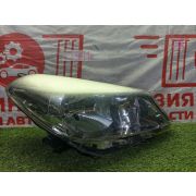 Фара правая Toyota Vitz KSP130 1KR-FE K410 -01A 2011 Z341