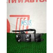 Блок управления стеклоподъемниками Nissan Cube AZ10 CGA3DE RE4F03B FQ38 1999 М508