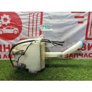 Бачок омывателя передний Nissan Liberty RM12 QR20DE RE0F06A FP54 2003 Z327