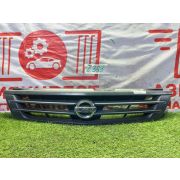 Решетка радиатора Nissan AD VY11 QG13DE RE4F03B FQ40 2005 Z353