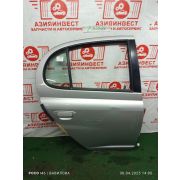 Дверь задняя правая Toyota Platz SCP11 1SZ-FE U440E -02A 2000 Z396