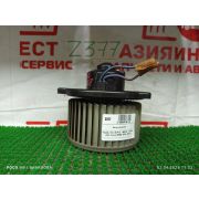 Мотор отопителя Toyota Vitz SCP10 1SZ-FE U440E -02A 2000 Z377