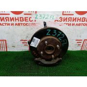 Ступица передняя левая Nissan March K11 CG10DE RE4F03B FQ40 2001 Z372