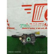 Переключатели подрулевые Nissan Liberty RM12 QR20DE RE0F06A FP54 2002 Z443