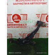 Рычаг передний нижний правый Nissan X-Trail NT30 QR20DE RE4F04B FT44 2006 Z424