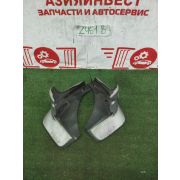 Брызговики задние комплект Nissan Serena TNC24 QR20DE RE4F04B FT44 2002 Z461