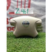 Подушка безопасности водителя Nissan Serena TNC24 QR20DE RE4F04B FT44 2002 Z461