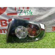 Фонарь стоп-сигнала правый Mazda Axela BK5P ZY-VE FNKB19090C 2006 Z451