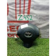 Подушка безопасности водителя Toyota Wish ZNE10G 1ZZ-FE U341E -01A 2006 Z452