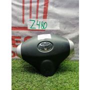 Подушка безопасности водителя Toyota Ist NCP61 1NZ-FE U340E -02A 2002 Z480