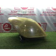 Фара правая Toyota Ist NCP61 1NZ-FE U340E -02A 2002 Z480