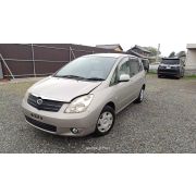 Решетка радиатора Toyota Corolla Spacio NZE121 1NZ-FE U340E -01A 2002 Z571