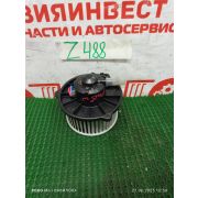 Мотор отопителя Mazda Demio DW3W B3-E F5D217111A 2001 Z488