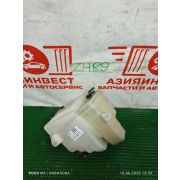 Бачок омывателя передний Toyota Caldina ST210G 3S-FE A247E -01A 2000 Z489