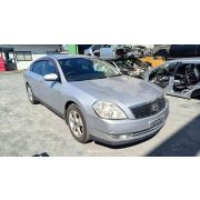 Фонарь стоп-сигнала правый Nissan Teana J31 VQ23DE RE4F04B FT44 2006 Z500