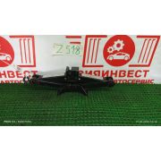 Домкрат Mazda Familia S-Wagon BJ5W ZL-DE FN1419090A 2000 Z518