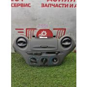 Блок управления отоплением и вентиляцией (Климат-контроль) Toyota Platz NCP16 2NZ-FE U441F -02A 2000 Z551