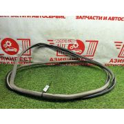 Уплотнительная резинка двери задняя правая Toyota Chaser GX100 1G-FE A42DE A03A 1997 Z606