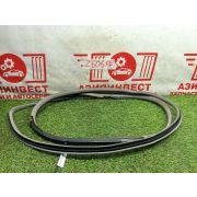 Уплотнительная резинка двери передняя левая Toyota Chaser GX100 1G-FE A42DE A03A 1997 Z606